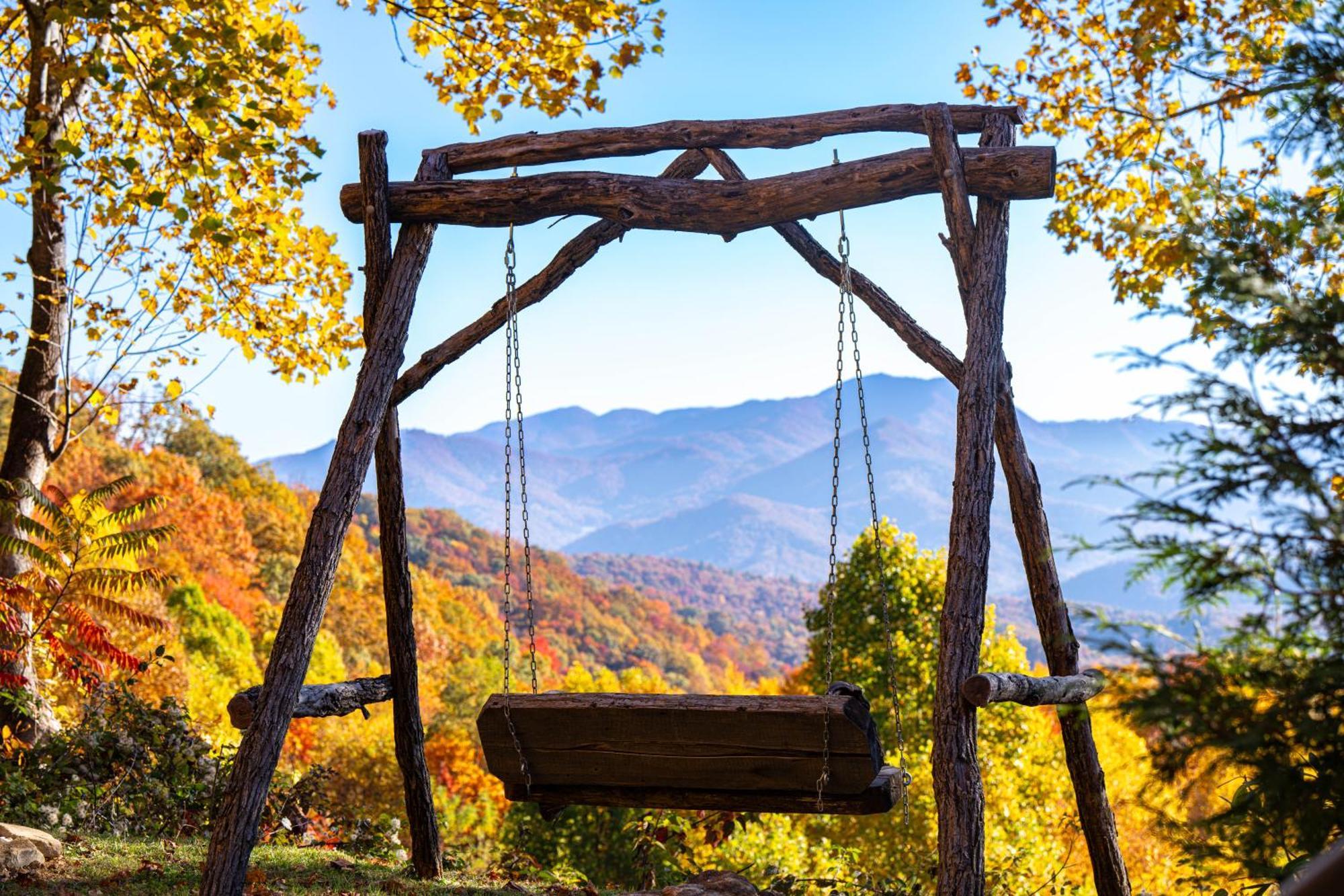 Elk & Embers Mountain Hideaway Hotel Waynesville Exterior photo